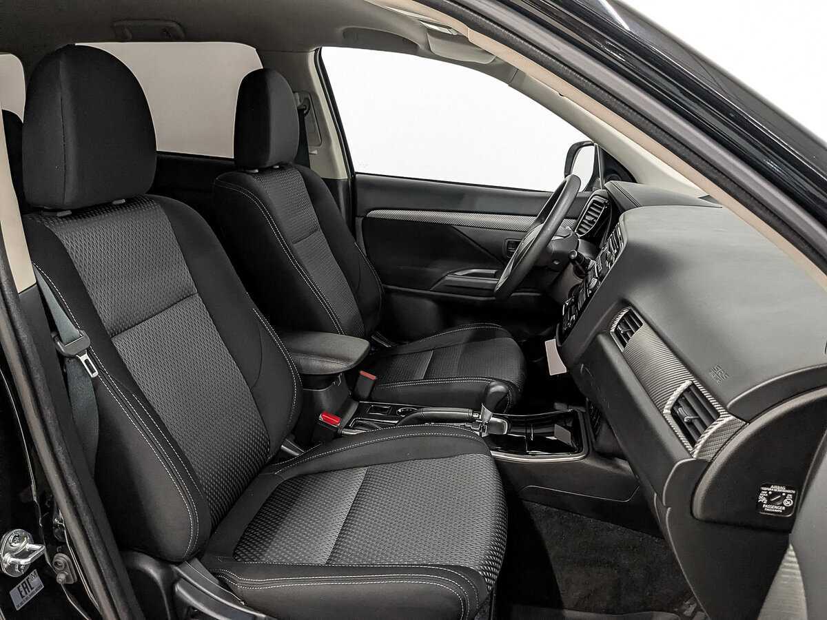Купить Mitsubishi Outlander, 2018, 71 221 км, фото №23