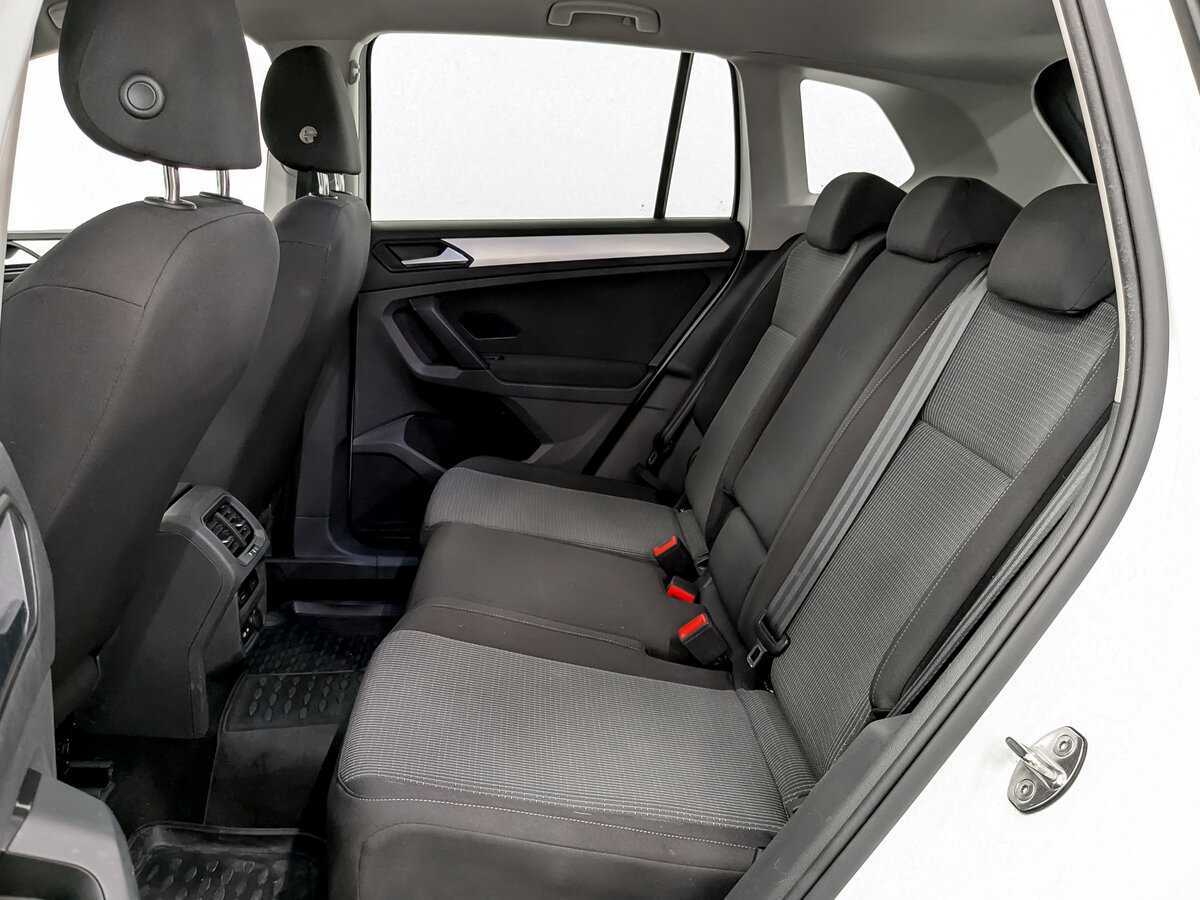 Купить Volkswagen Tiguan, 2021, 166 722 км, фото №12