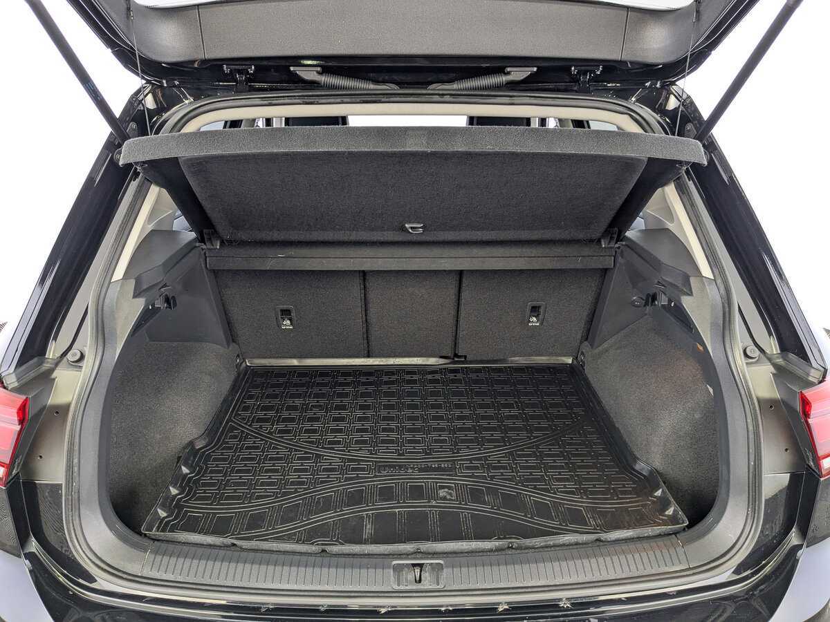 Купить Volkswagen Tiguan, 2018, 67 079 км, фото №10