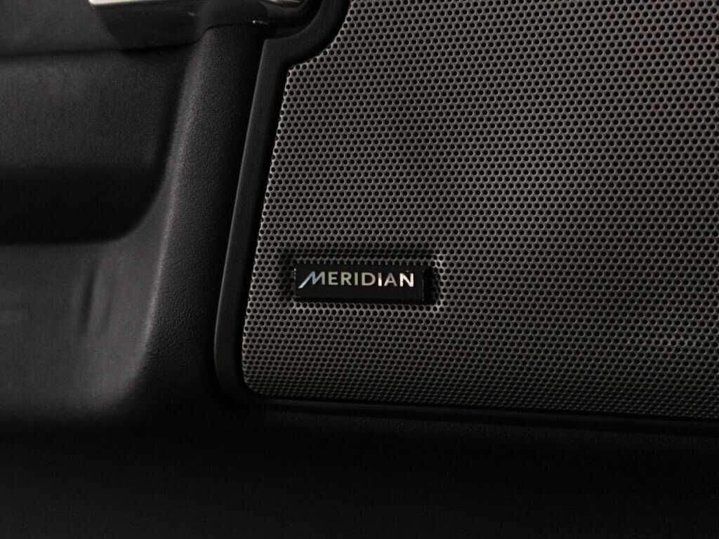 Купить Land Rover Discovery, 2016, 222 649 км, фото №21