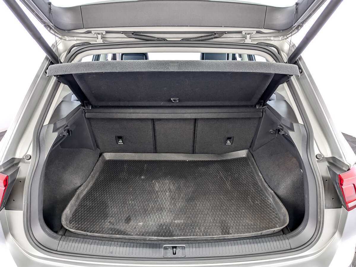 Купить Volkswagen Tiguan, 2019, 106 890 км, фото №10