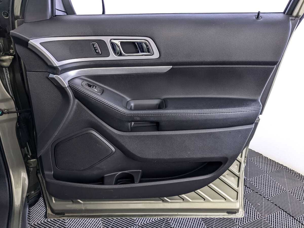 Купить Ford Explorer, 2014, 221 969 км, фото №22
