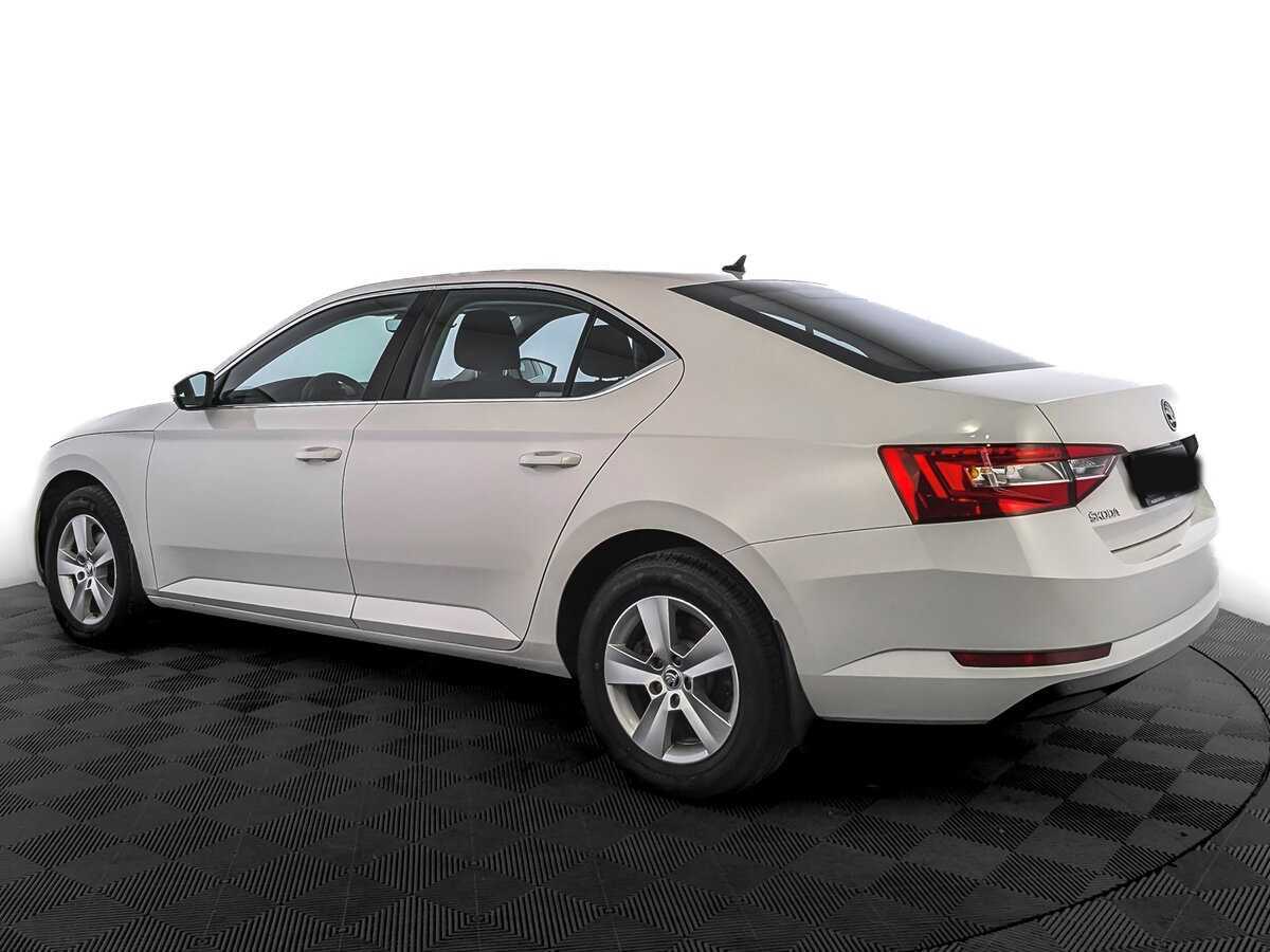 Купить Skoda Superb, 2017, 119 223 км, фото №7
