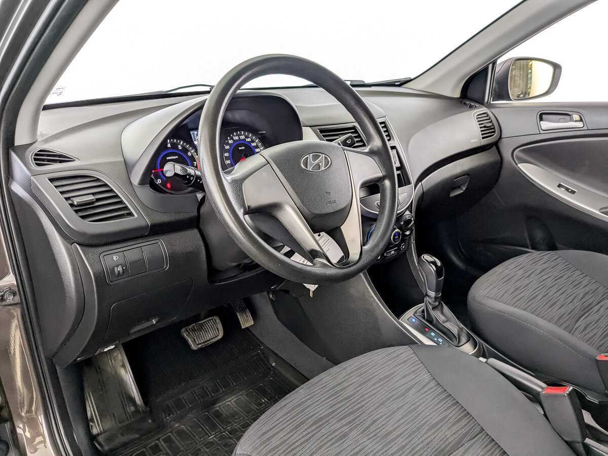 Купить Hyundai Solaris, 2016, 84 783 км, фото №16