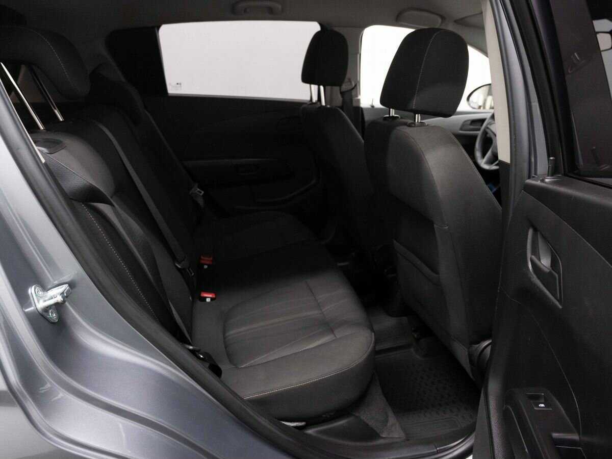 Купить Chevrolet Aveo, 2014, 160 000 км, фото №11