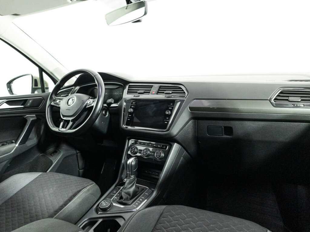 Купить Volkswagen Tiguan, 2018, 166 443 км, фото №9