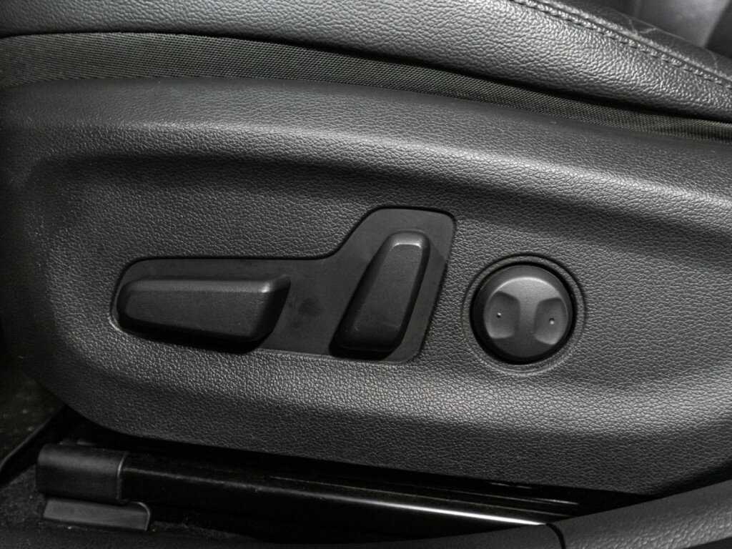 Купить Hyundai Elantra, 2019, 148 427 км, фото №16