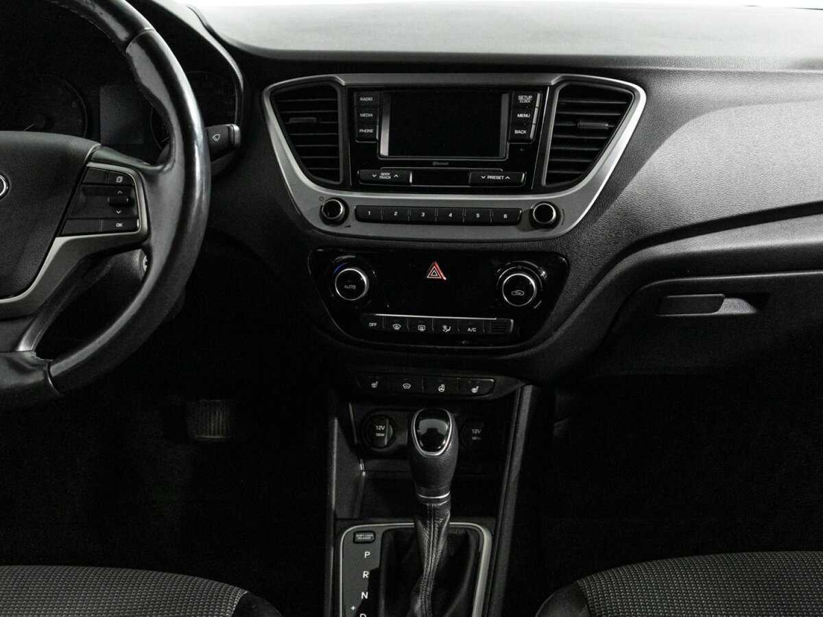 Купить Hyundai Solaris, 2018, 120 365 км, фото №14