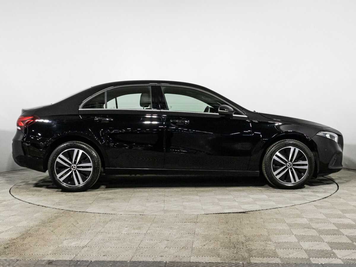 Купить Mercedes-Benz A-Класс 200, 2019, 93 695 км, фото №4