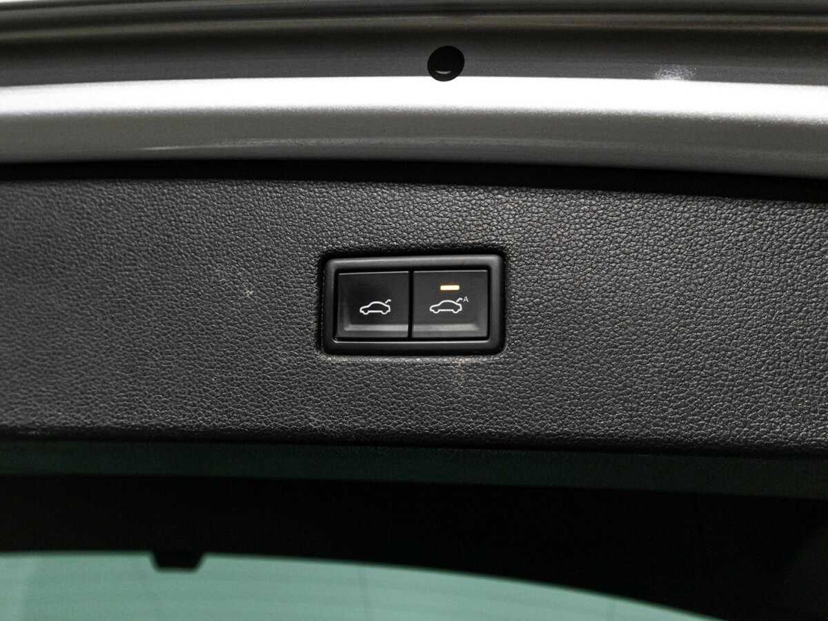 Купить Volkswagen Tiguan, 2019, 115 779 км, фото №13