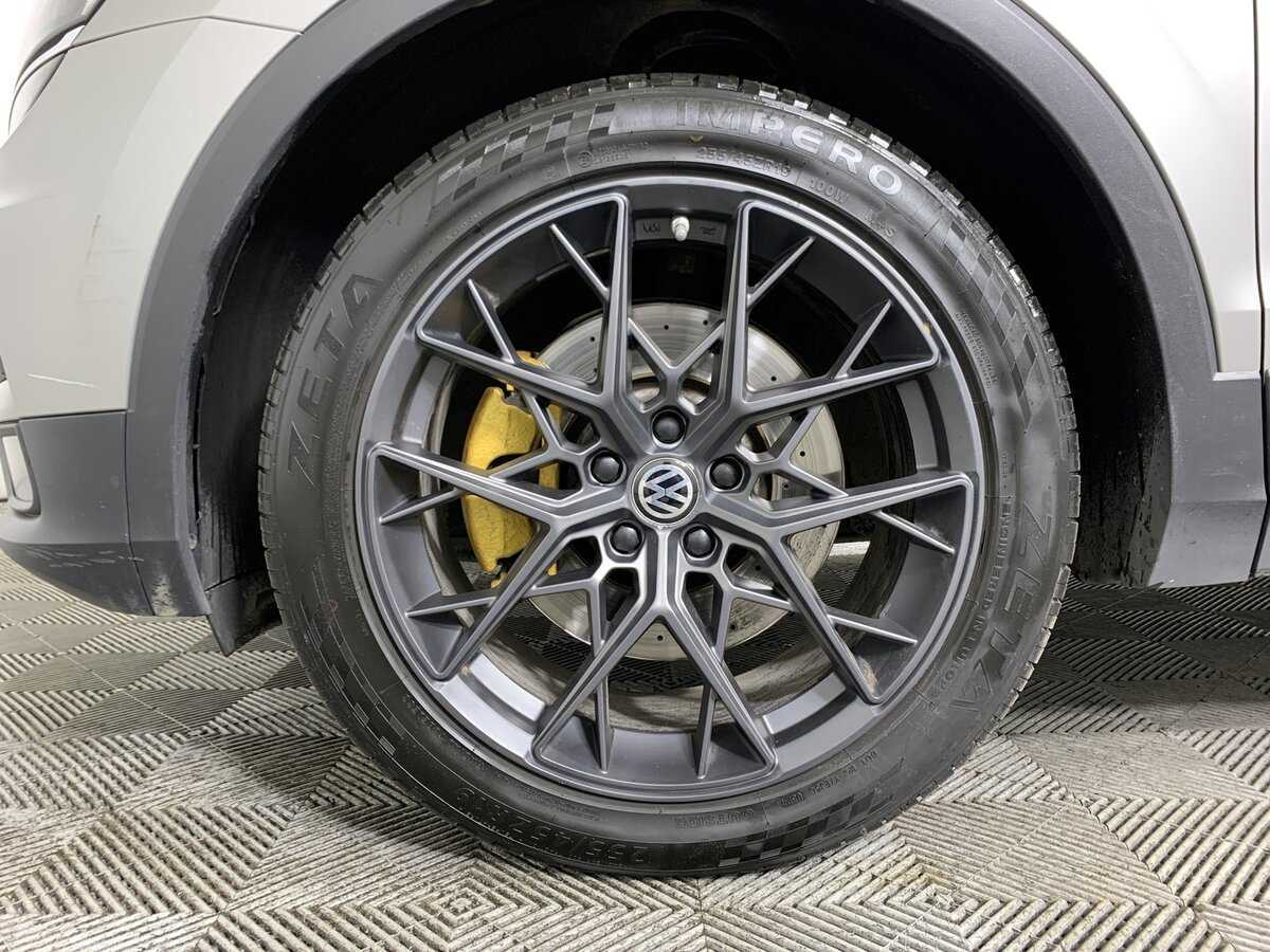 Купить Volkswagen Tiguan, 2018, 163 647 км, фото №8