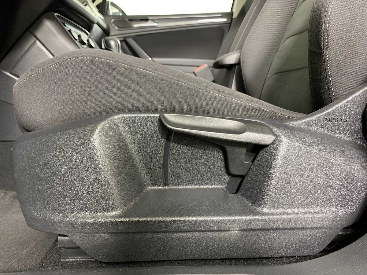 Купить Volkswagen Tiguan, 2018, 163 647 км, фото №16