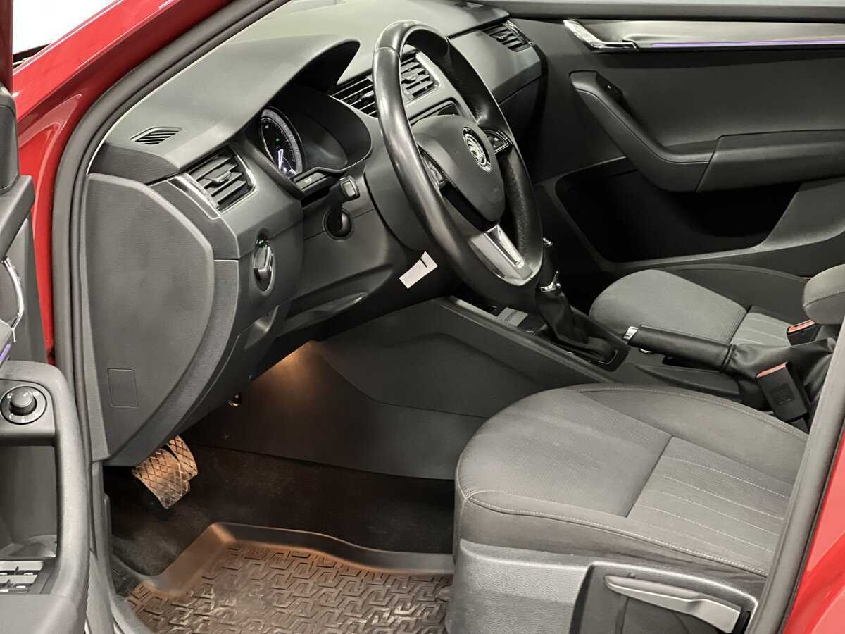 Купить Skoda Octavia, 2017, 92 709 км, фото №16