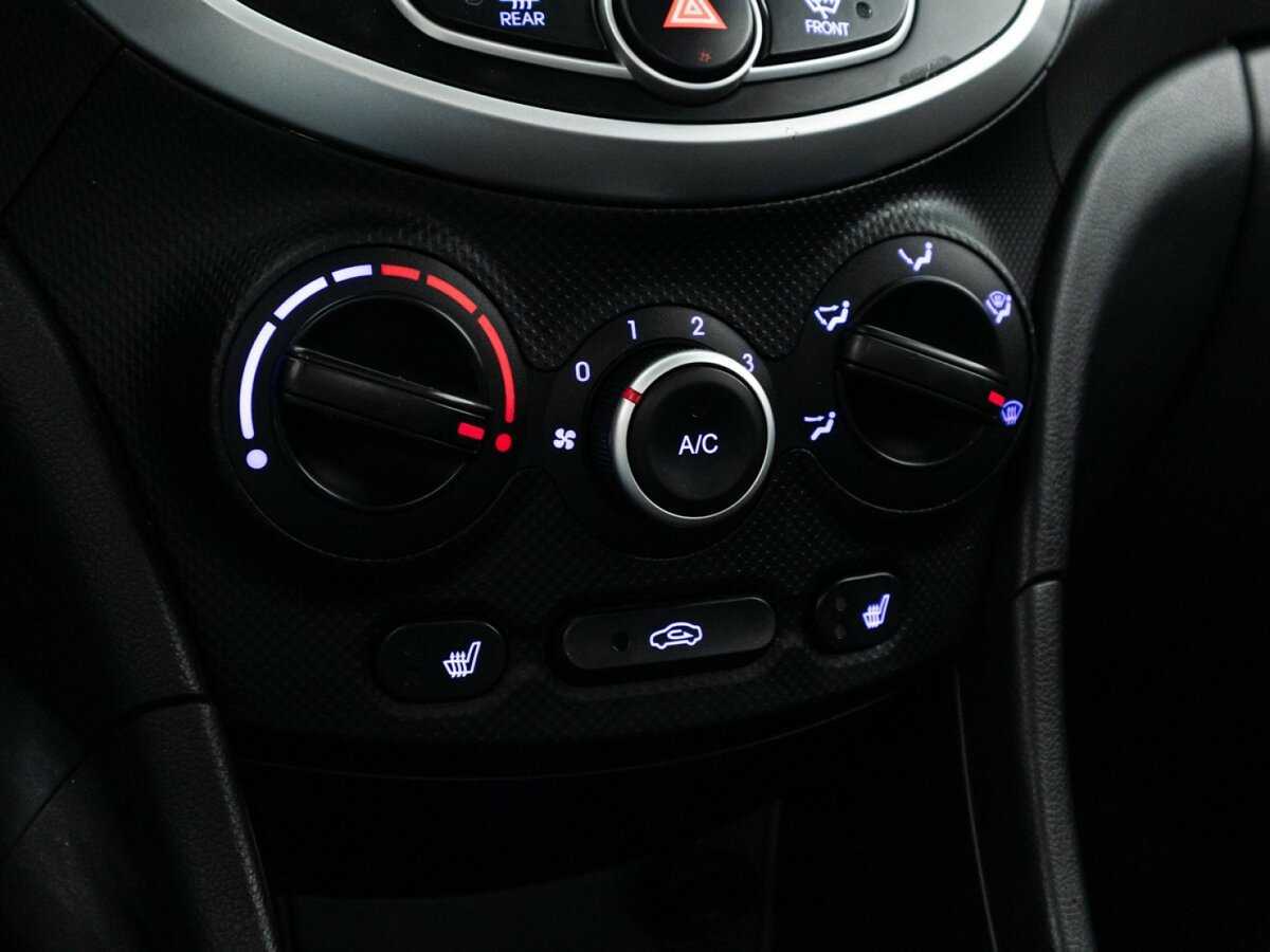 Купить Hyundai Solaris, 2013, 124 550 км, фото №15