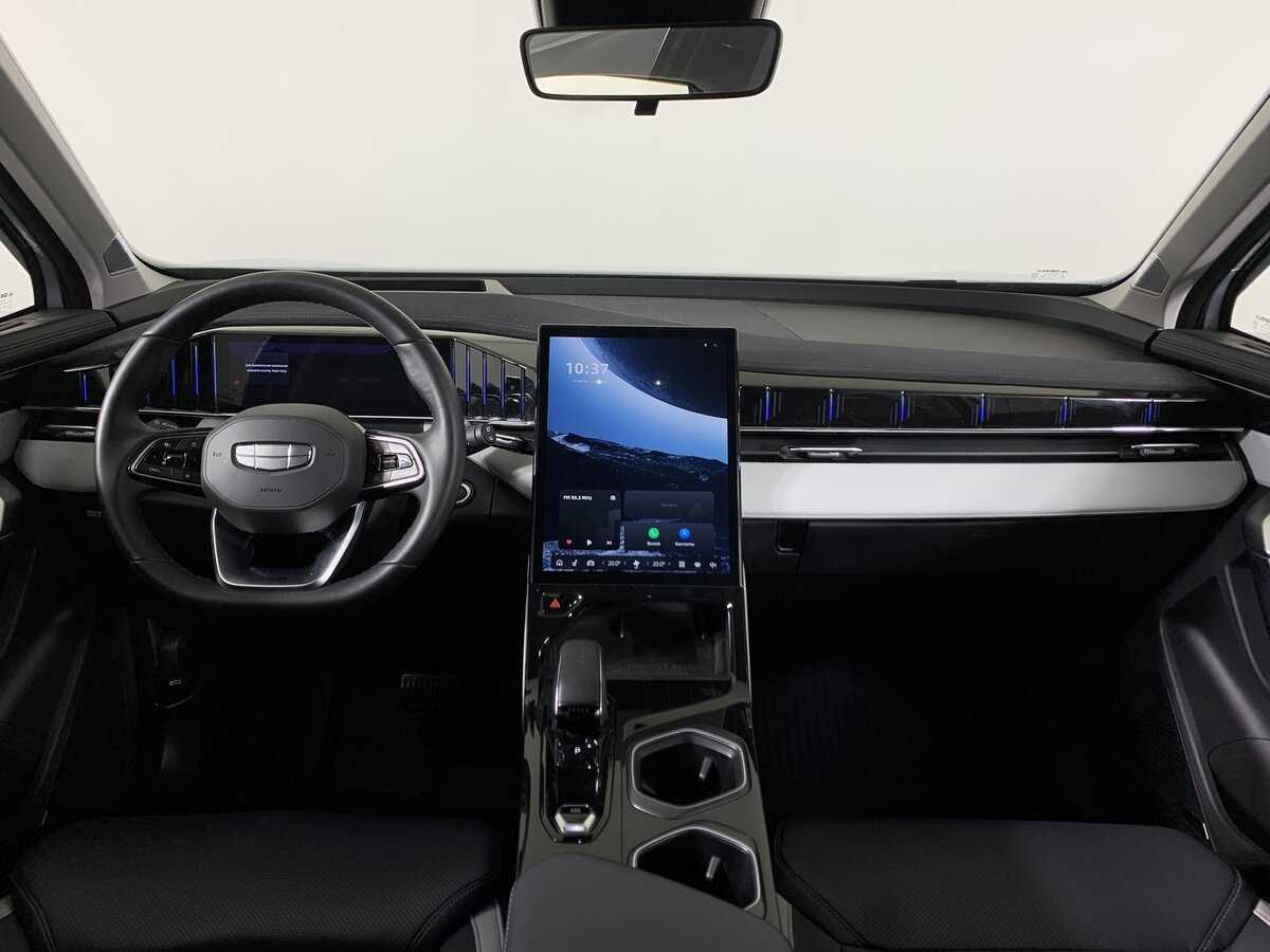 Купить Geely Atlas, 2023, 5 739 км, фото №13