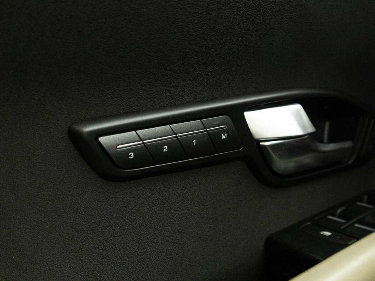 Купить Land Rover Range Rover Evoque 9-speed, 2014, 197 415 км, фото №18