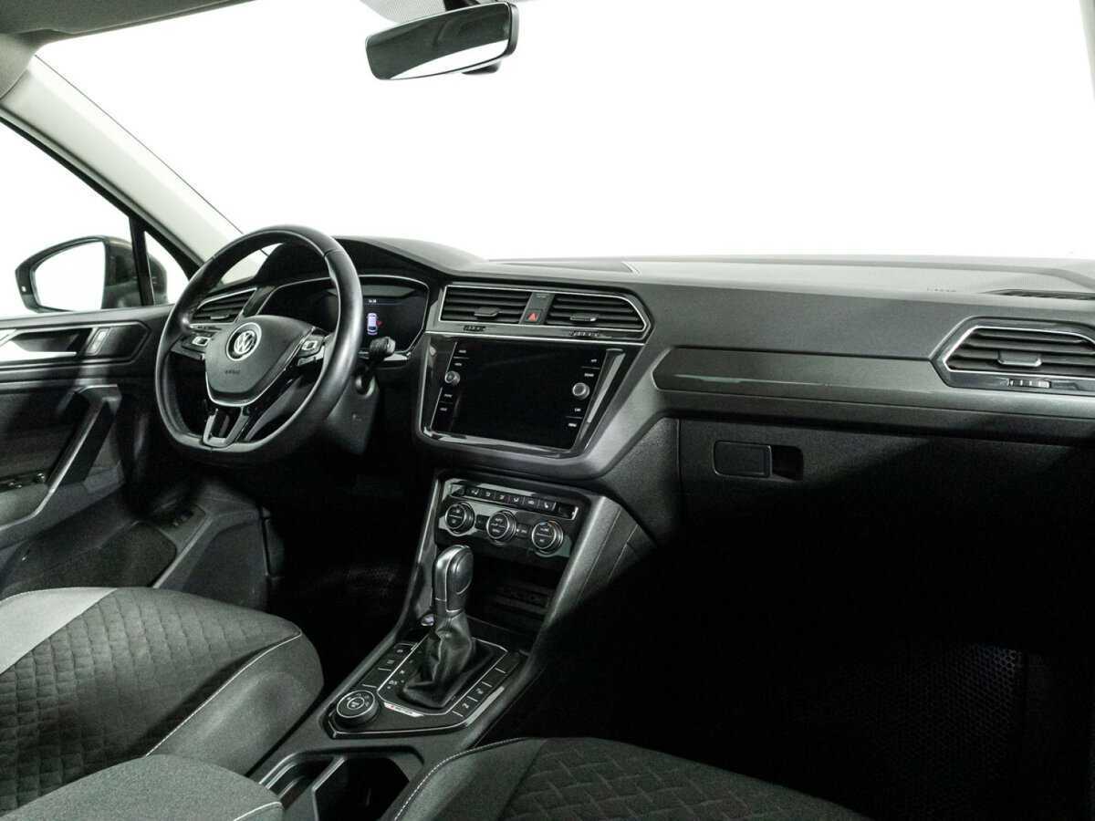 Купить Volkswagen Tiguan, 2018, 117 362 км, фото №9