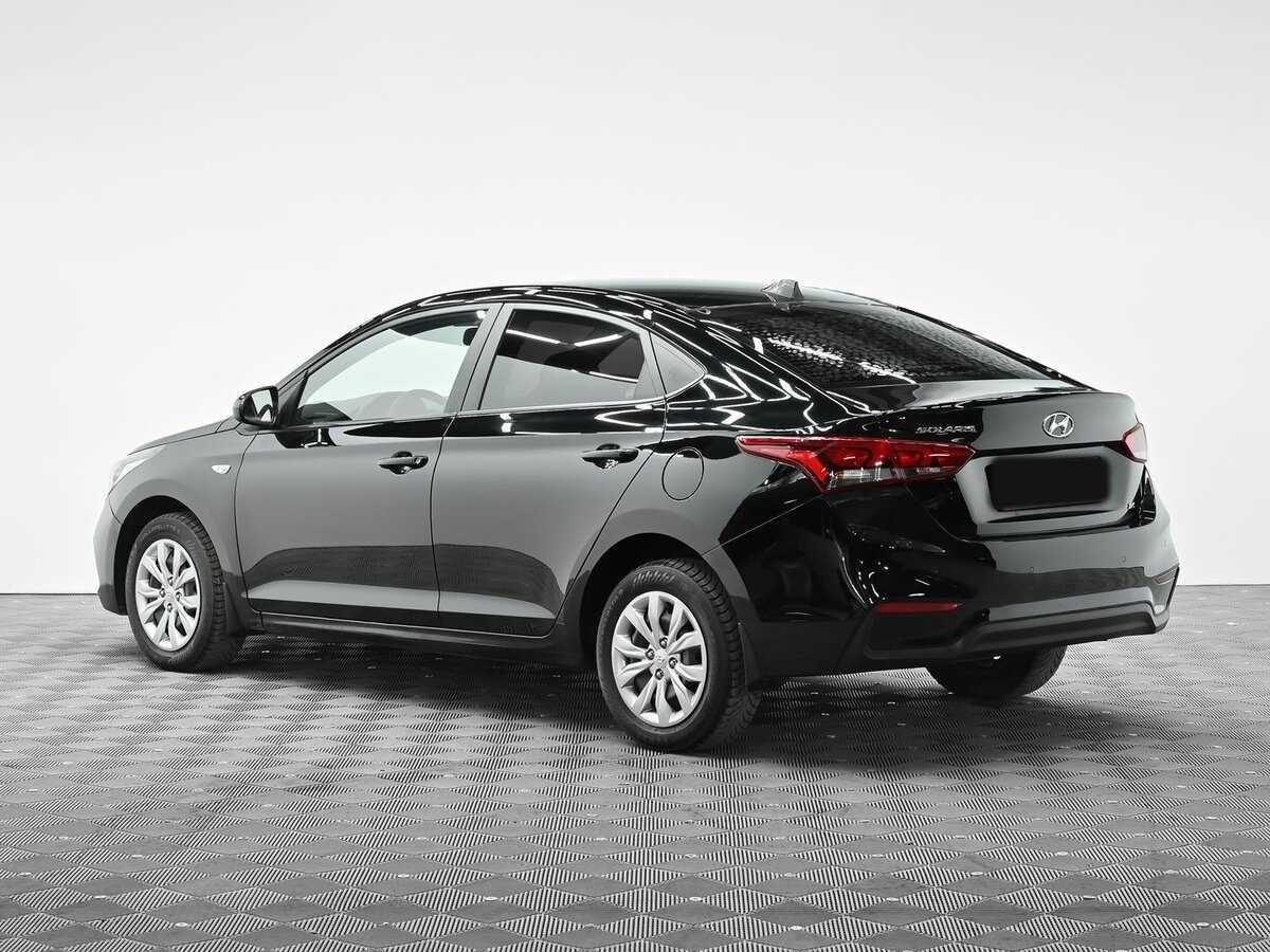 Купить Hyundai Solaris, 2018, 119 000 км, фото №4