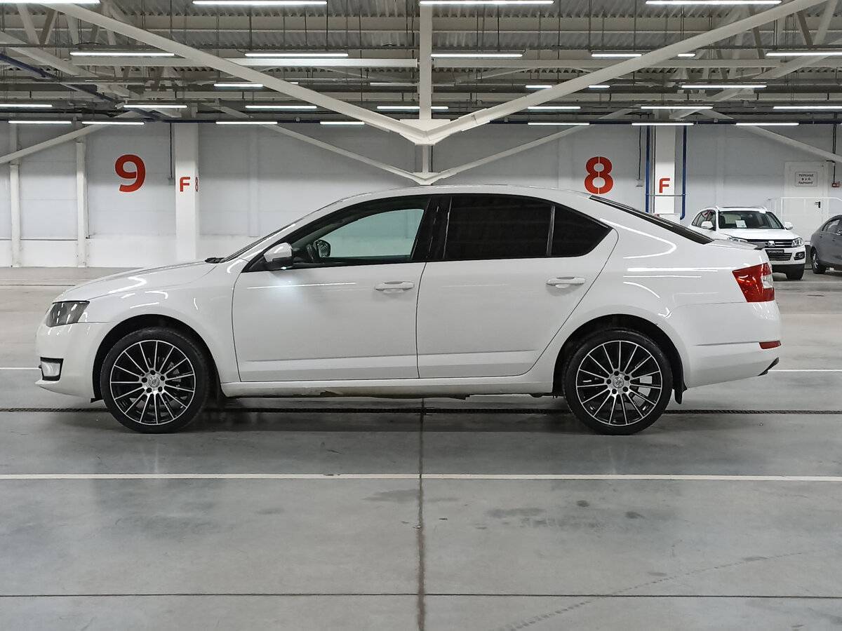 Купить Skoda Octavia, 2013, 181 285 км, фото №8