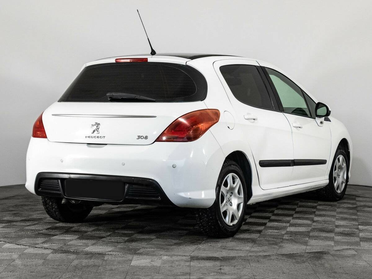 Купить Peugeot 308, 2012, 131 351 км, фото №4