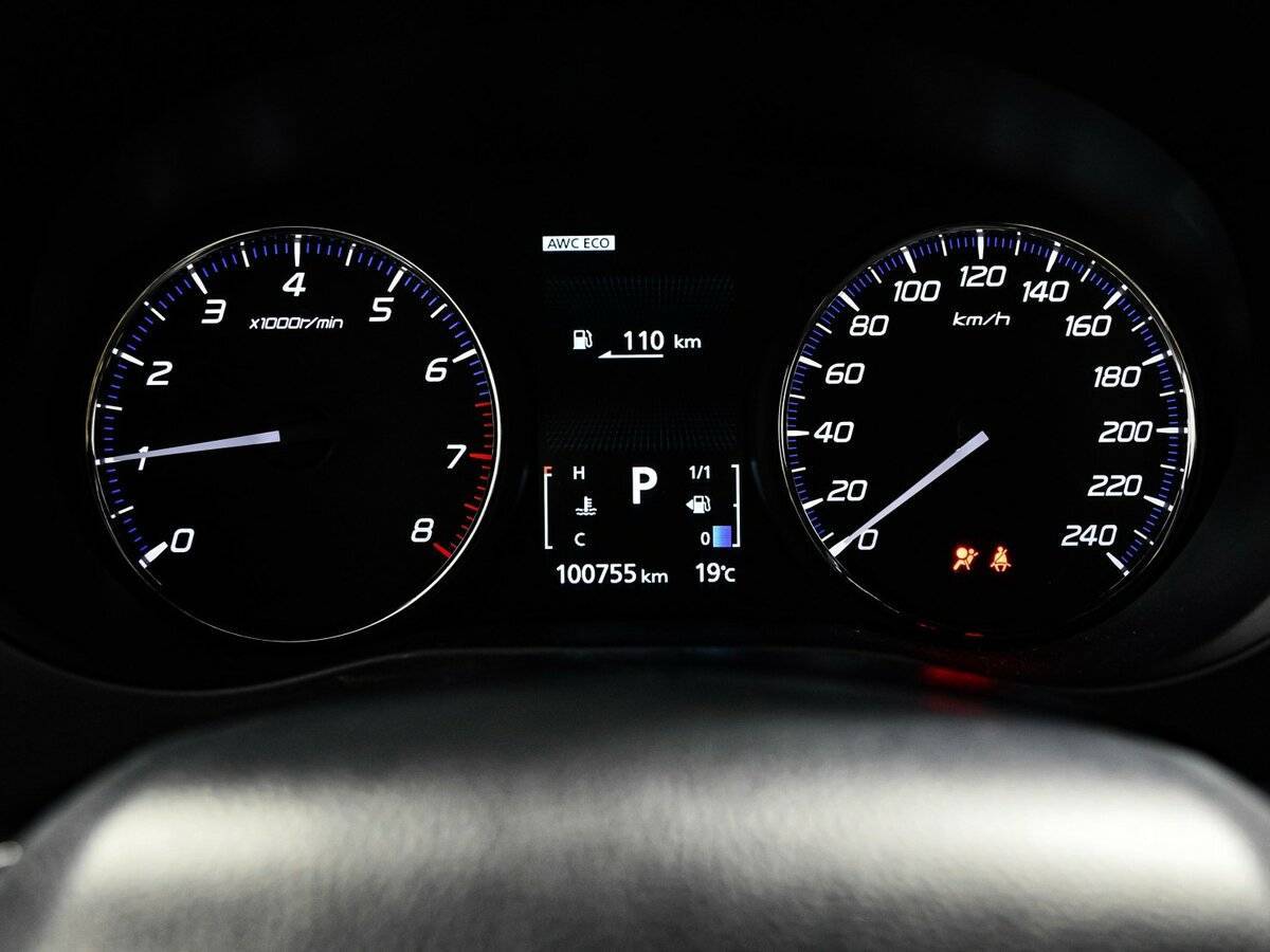 Купить Mitsubishi Outlander, 2020, 100 600 км, фото №9