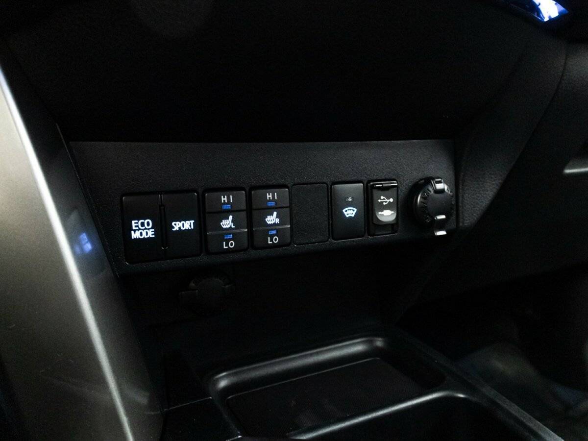 Купить Toyota RAV4, 2018, 74 000 км, фото №25