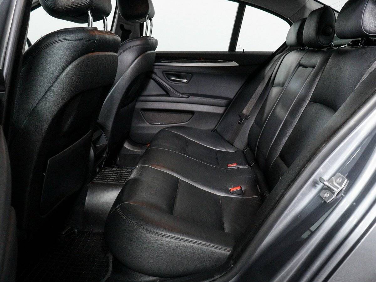 Купить BMW 5 серии 528i xDrive, 2014, 113 354 км, фото №10