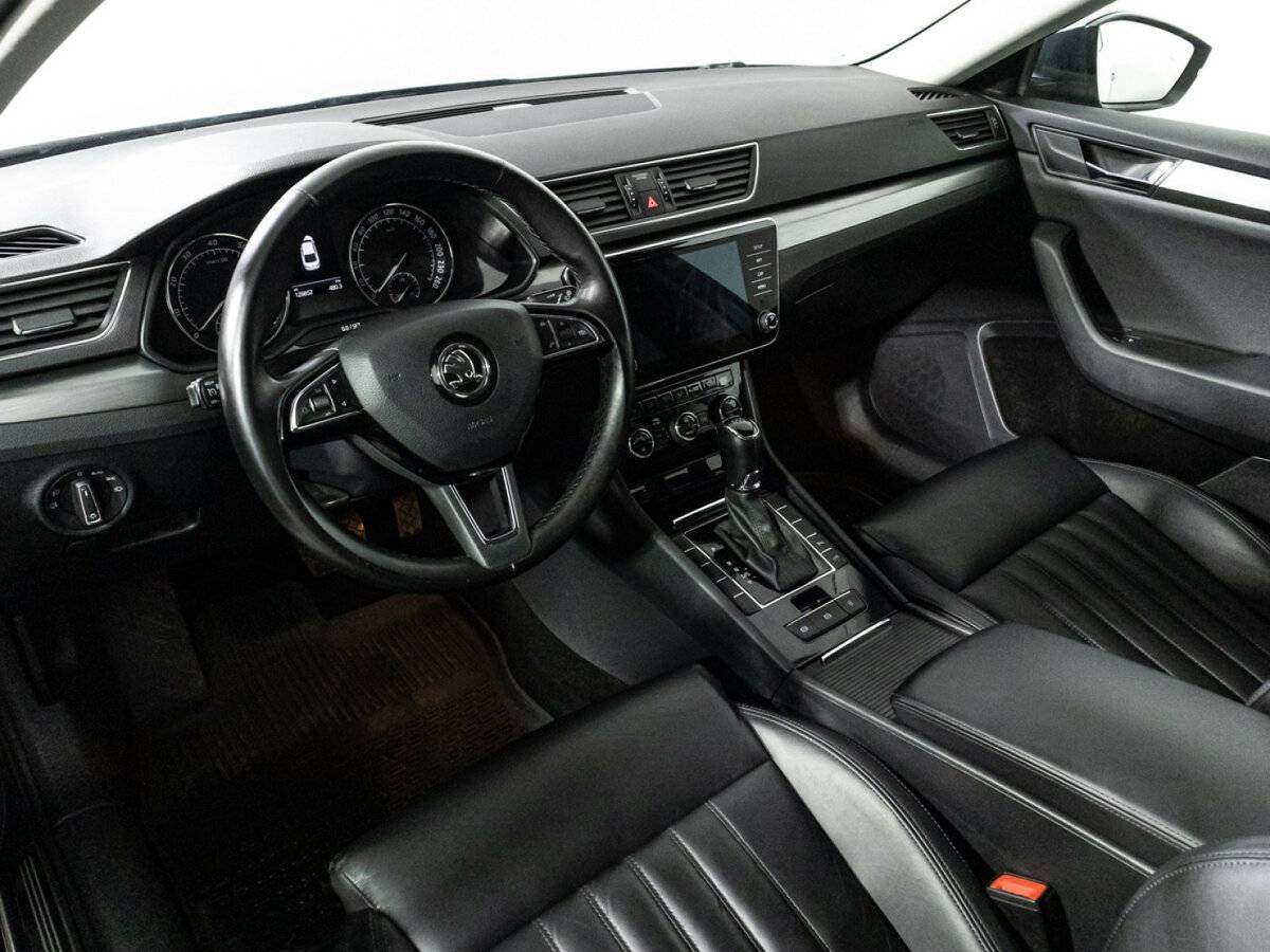 Купить Skoda Superb, 2018, 126 847 км, фото №11
