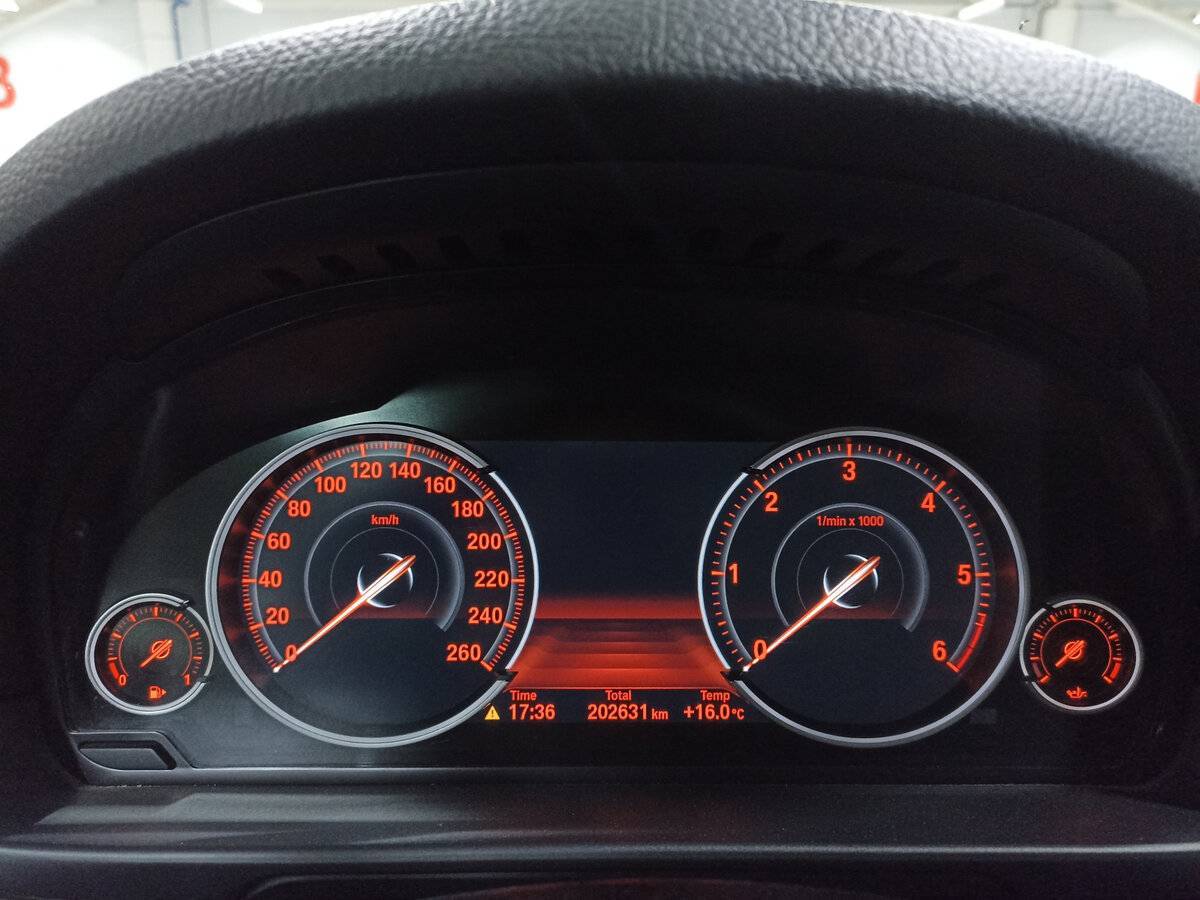 Купить BMW 5 серии 530d xDrive, 2016, 202 611 км, фото №13