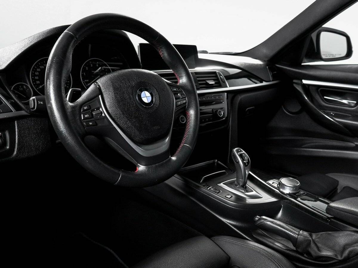 Купить BMW 3 серии 330i xDrive, 2017, 122 817 км, фото №14