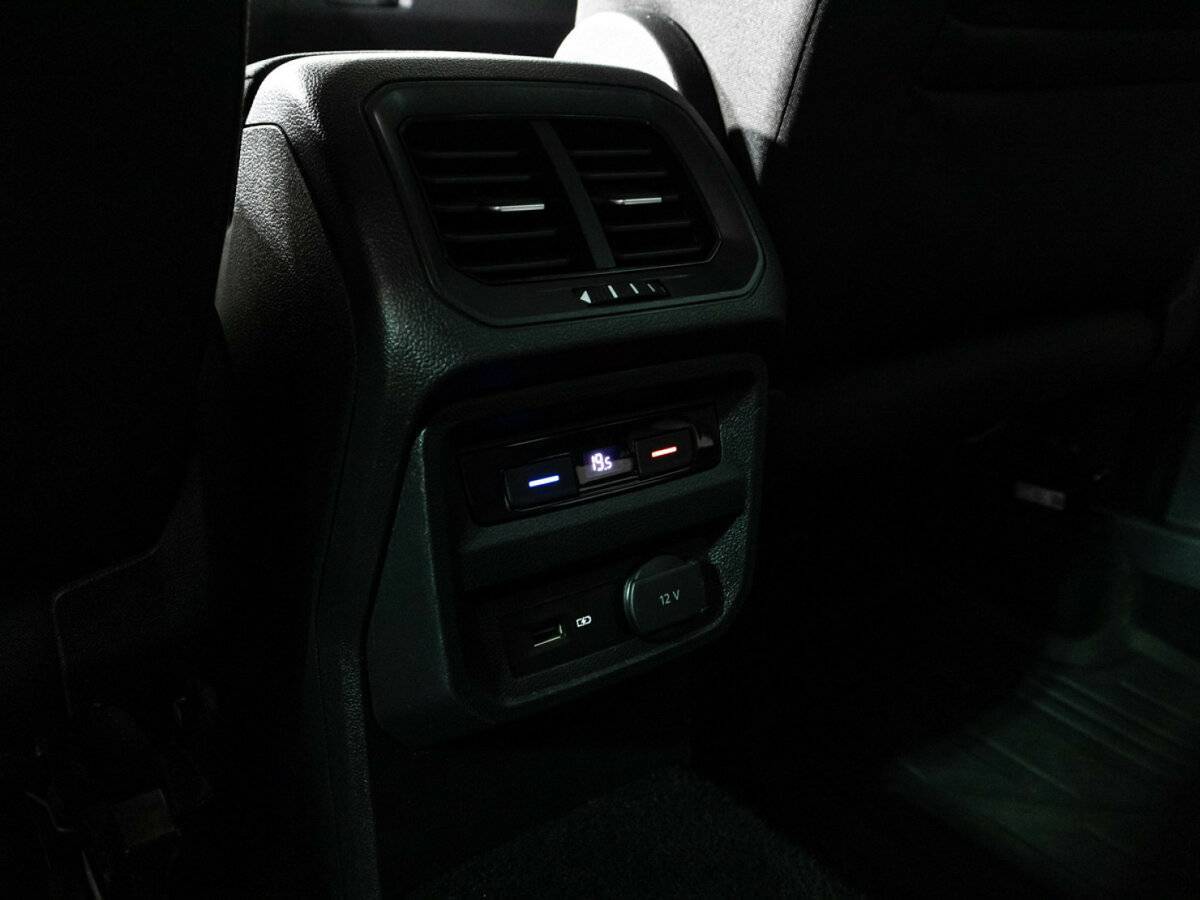 Купить Volkswagen Tiguan, 2019, 110 138 км, фото №20