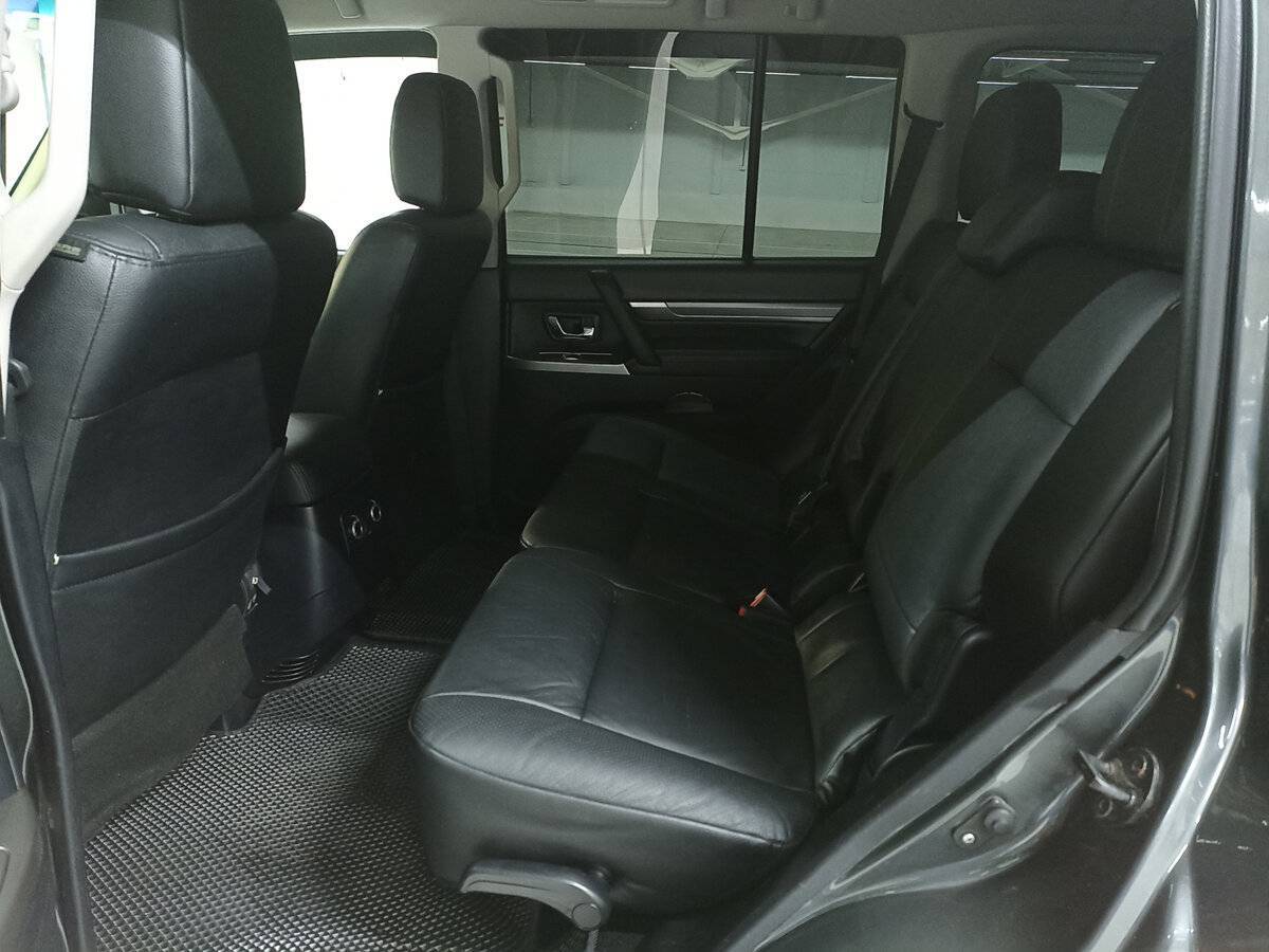 Купить Mitsubishi Pajero, 2012, 208 273 км, фото №12