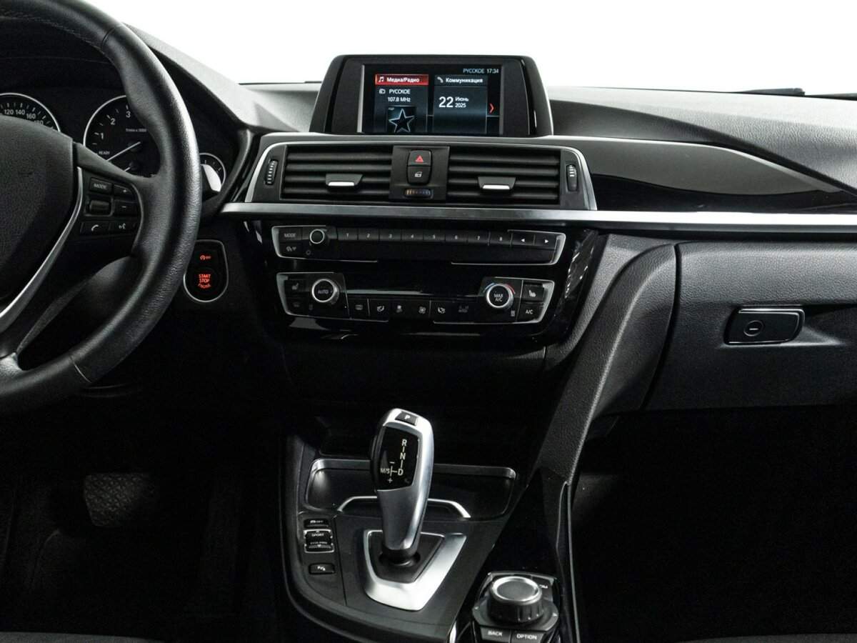 Купить BMW 3 серии 318i, 2017, 56 783 км, фото №14