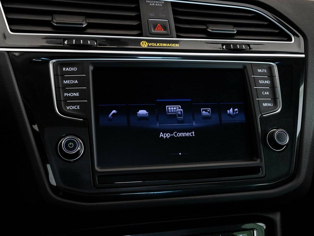 Купить Volkswagen Tiguan, 2017, 128 093 км, фото №16