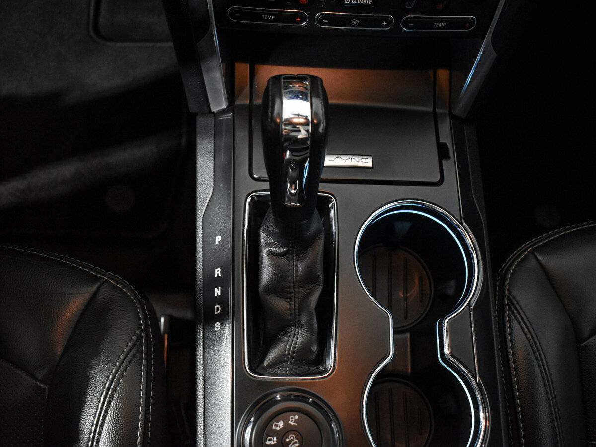Купить Ford Explorer, 2016, 105 079 км, фото №9