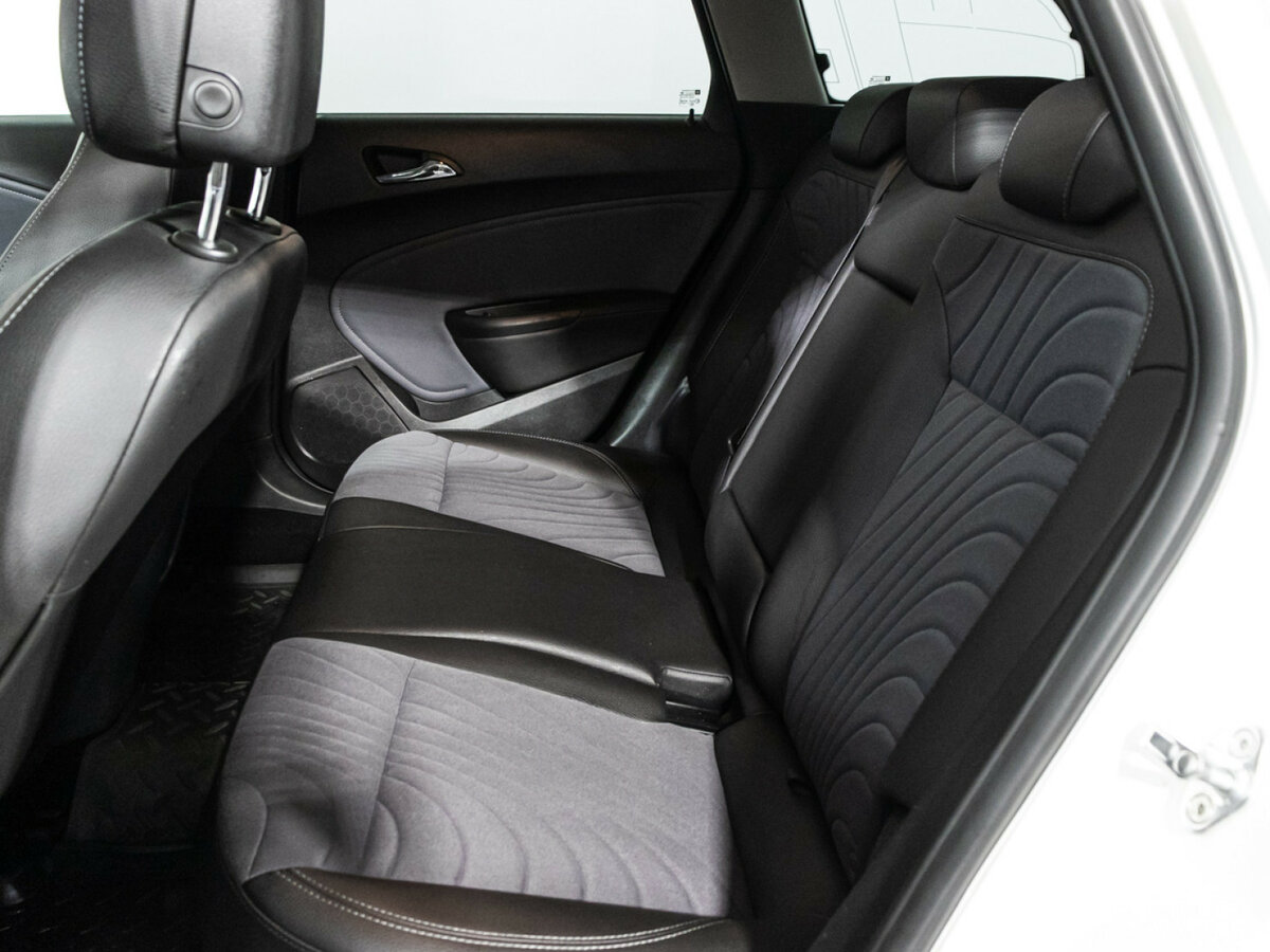 Купить Opel Astra J Рестайлинг, 2014, 164 624 км, фото №10