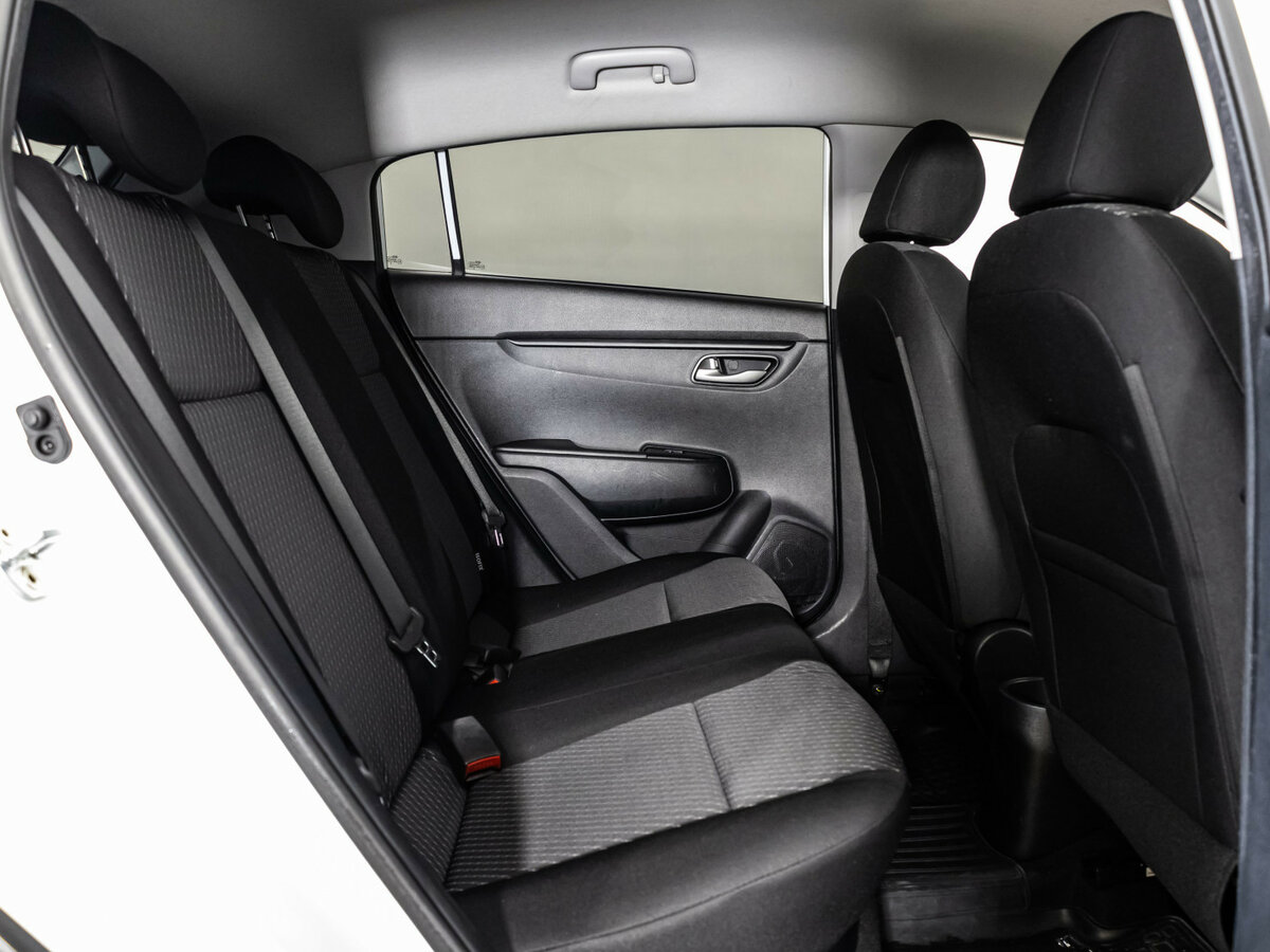 Купить Kia Rio X-Line IV, 2018, 112 129 км, фото №13