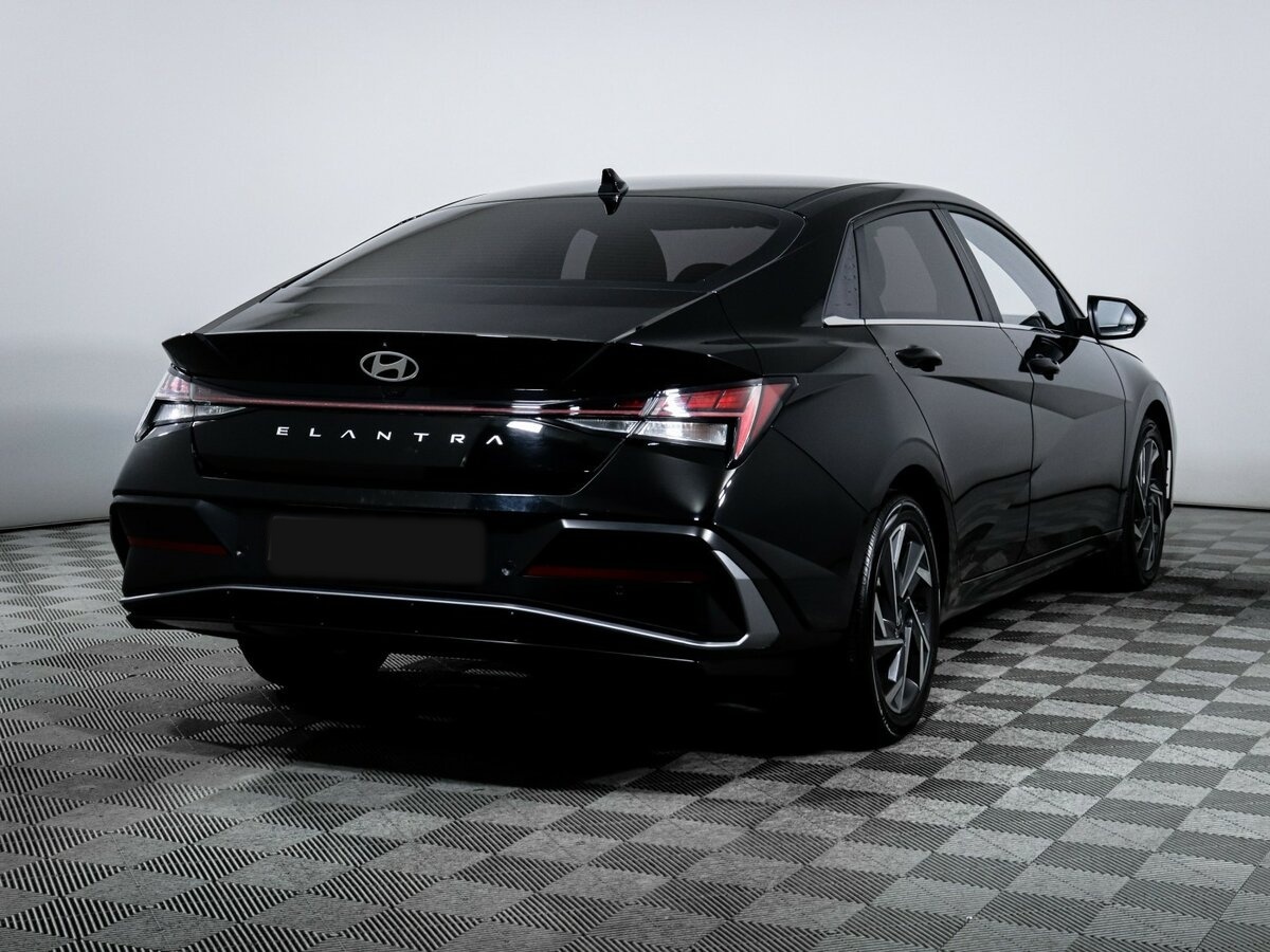 Купить Hyundai Elantra VII (CN7) Рестайлинг, 2023, 22 004 км, фото №4