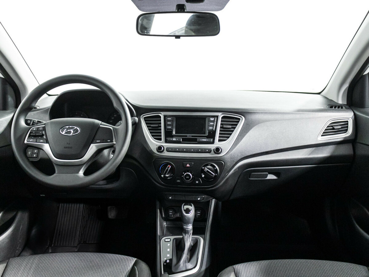 Купить Hyundai Solaris II Рестайлинг, 2022, 9 160 км, фото №11