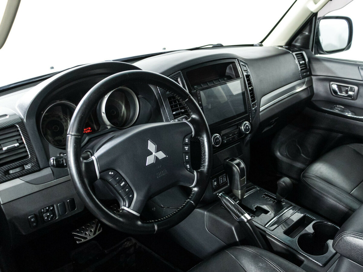 Купить Mitsubishi Pajero IV Рестайлинг 2, 2015, 107 291 км, фото №9