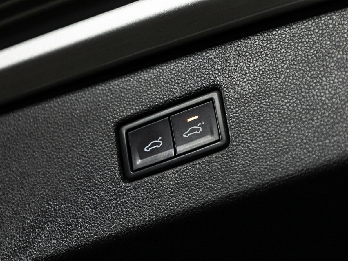 Купить Volkswagen Tiguan II, 2018, 152 619 км, фото №25