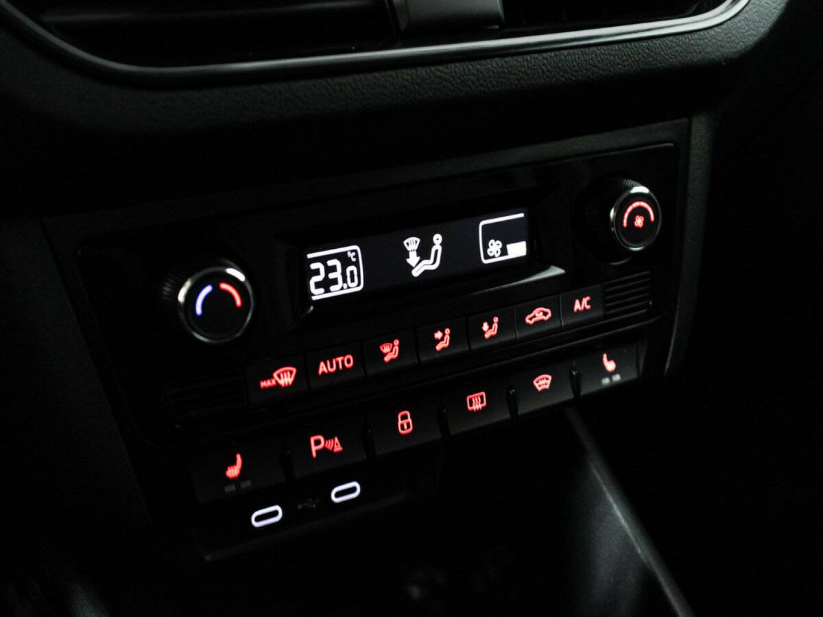 Купить Volkswagen Polo VI, 2021, 45 817 км, фото №16