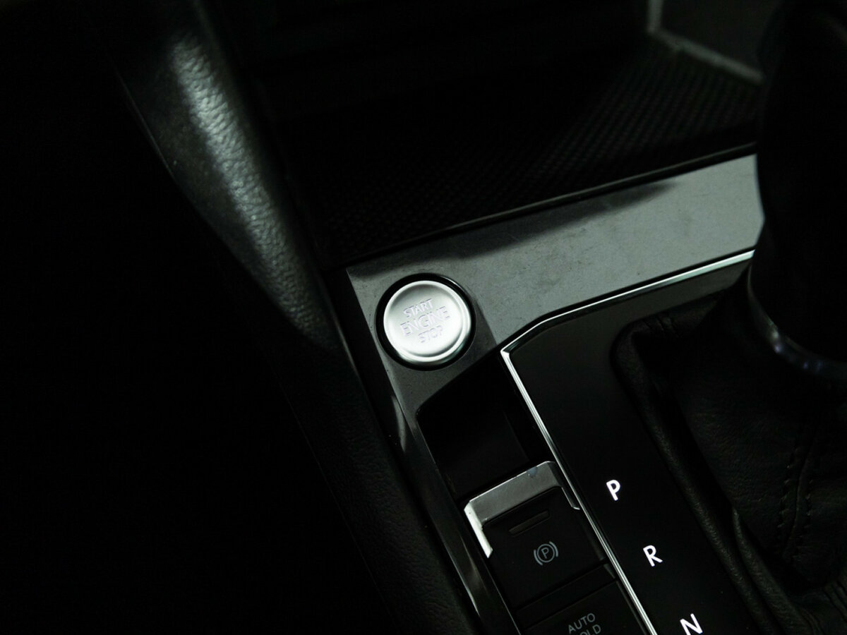 Купить Volkswagen Tiguan II, 2018, 125 644 км, фото №18