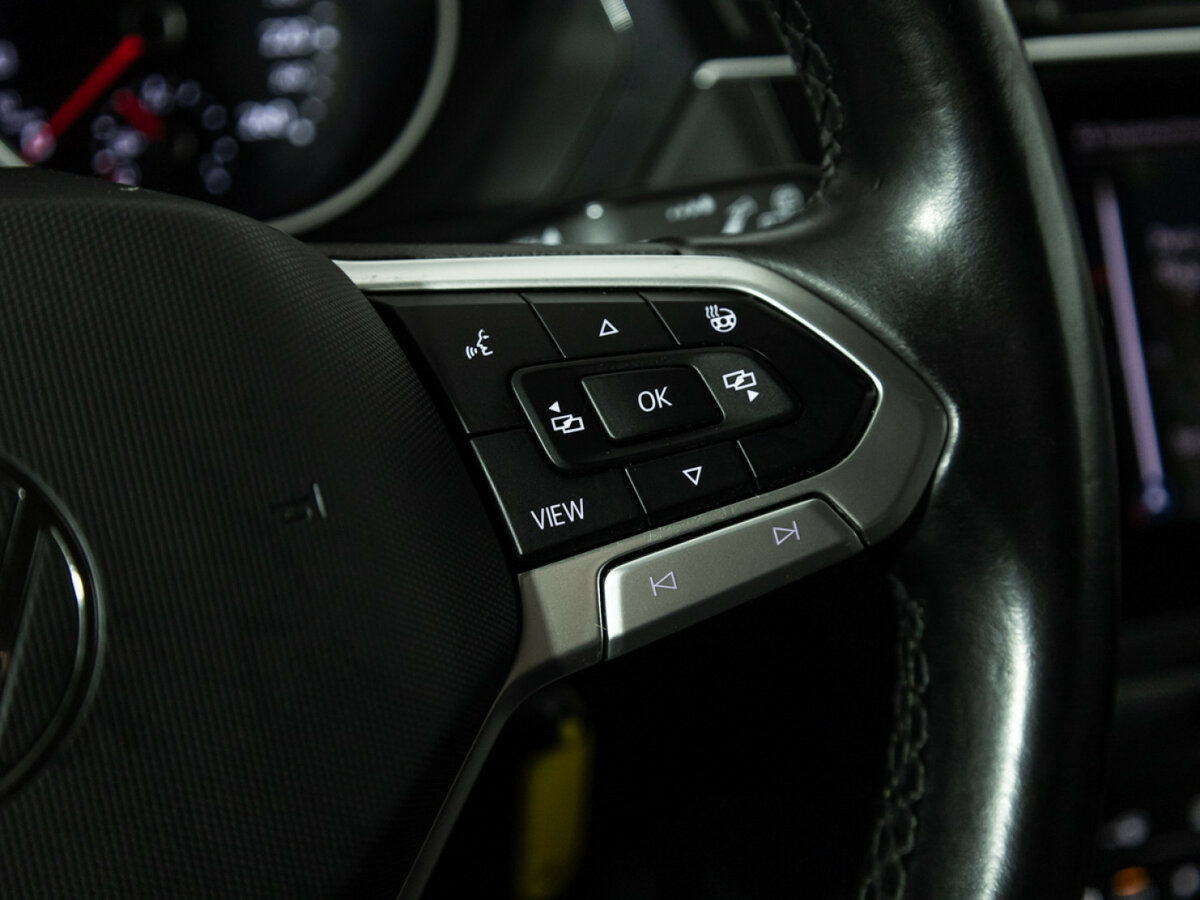 Купить Volkswagen Tiguan II Рестайлинг, 2021, 94 592 км, фото №19