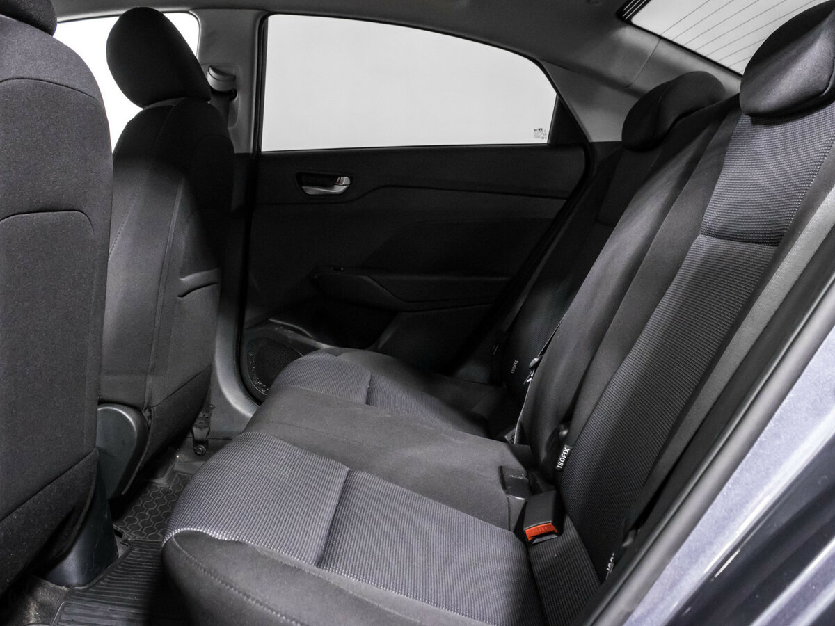 Купить Hyundai Solaris II Рестайлинг, 2021, 66 146 км, фото №12