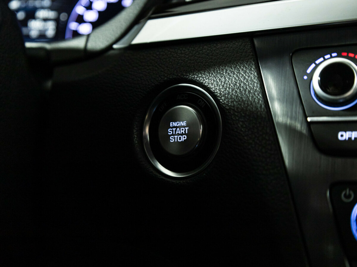 Купить Hyundai Genesis II, 2015, 215 969 км, фото №16