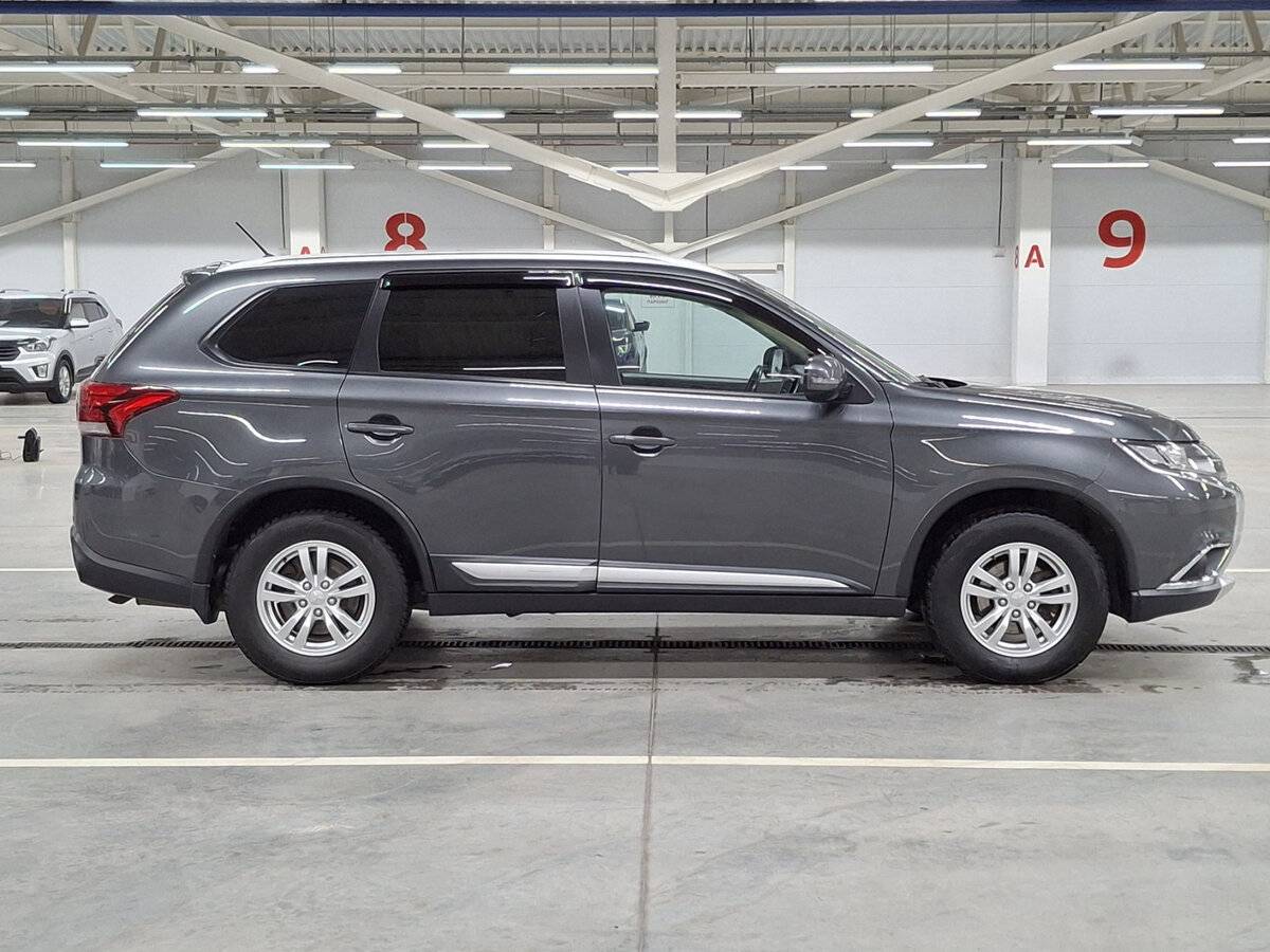Купить Mitsubishi Outlander III Рестайлинг 2, 2015, 111 754 км, фото №4