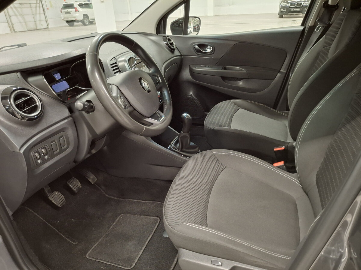 Купить Renault Kaptur I, 2018, 82 250 км, фото №16