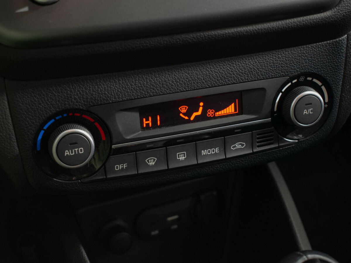 Купить Kia Rio III Рестайлинг, 2016, 70 101 км, фото №13