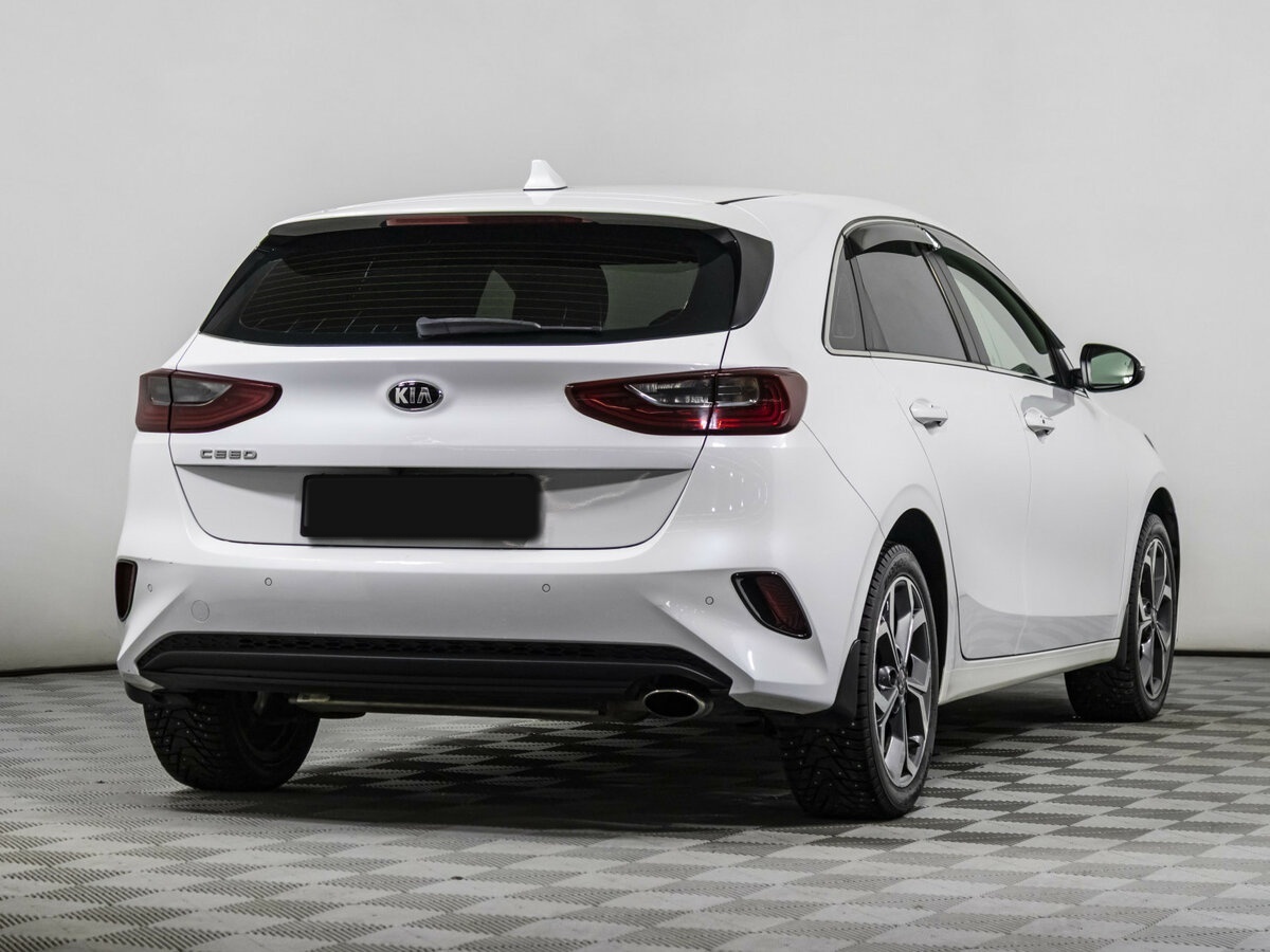 Купить Kia Ceed III, 2021, 59 000 км, фото №4